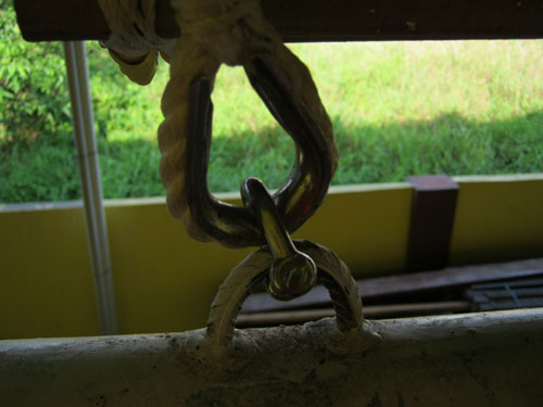Shackles-Hooks-2